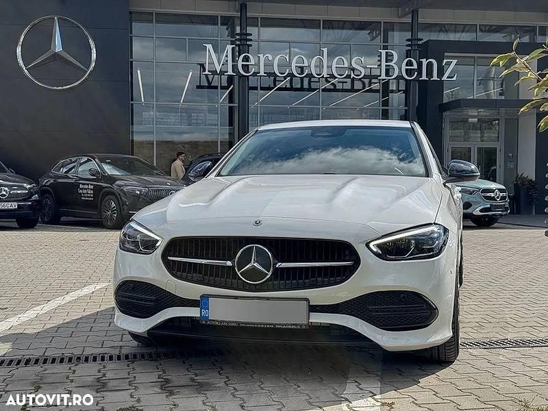 Culoarealb Utilizat 2021 Mercedes C200 Berlinǎ | 35.050 EUR (Preț OK) - Imagine 1/4