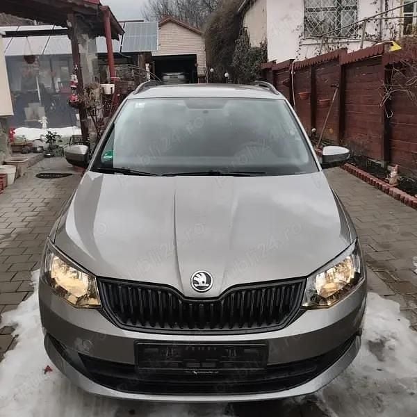 Second-hand Skoda Fabia 66 CP (48 kW) 2017 Galben Break