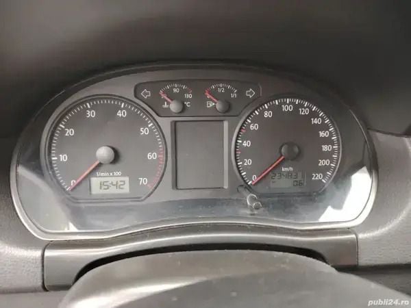 Utilizat 2008 VW Polo Coupe | 1.600 EUR (Preț OK) - Imagine 1/4