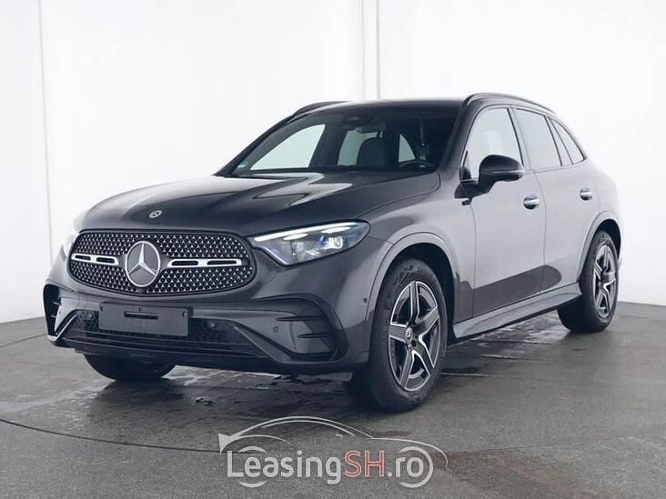 Gri Utilizat 2024 Mercedes 200 AMG Line Premium SUV | 64.163 EUR (Scump) - Imagine 1/4