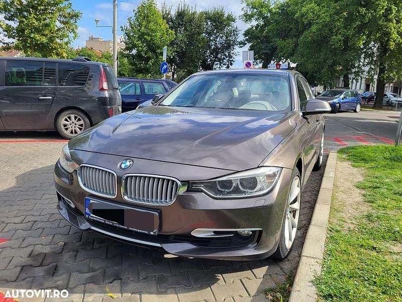 Culoaremaro Utilizat 2012 BMW 320 Comfort Edition Berlinǎ | 11.800 EUR (Preț OK) - Imagine 1/4