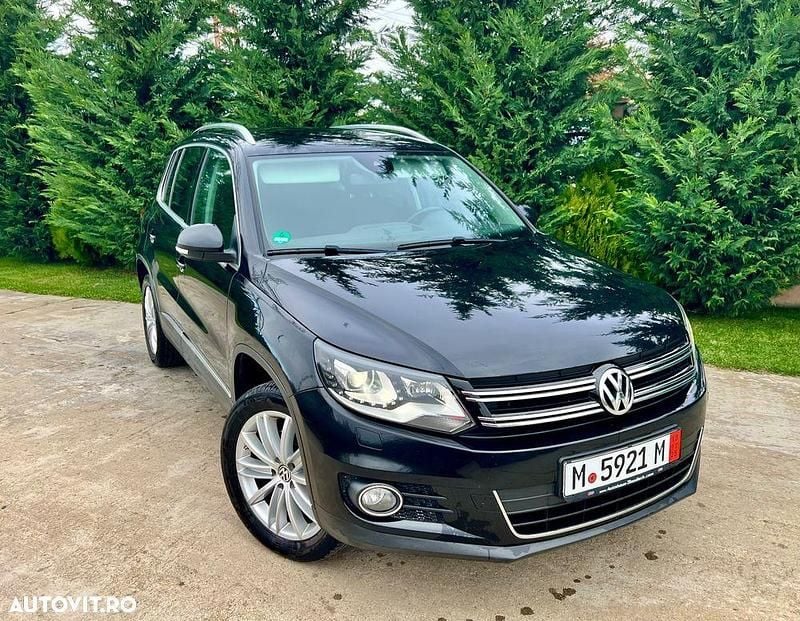 Culoarenegru Utilizat 2014 VW Tiguan Sportline SUV | 10.250 EUR (Preț OK) - Imagine 1/4