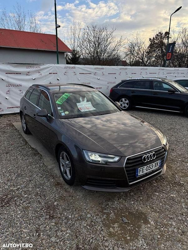 Maro Utilizat 2019 Audi A4 Break | 15.990 EUR (Preț bun) - Imagine 1/4