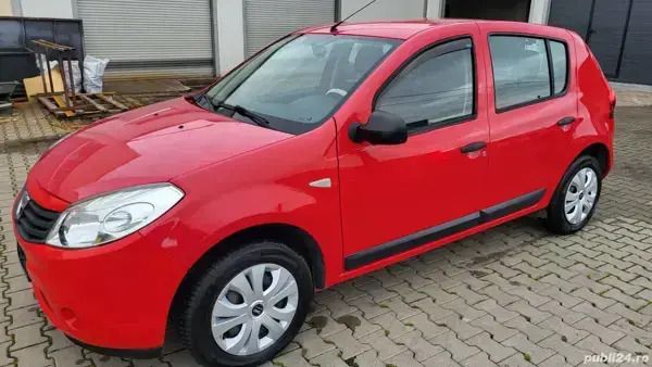 Utilizat 2009 Dacia Sandero Hatchback | 2.000 EUR (Preț OK) - Imagine 1/4