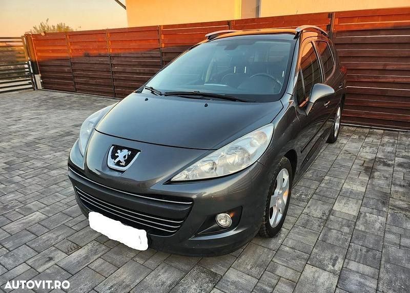 Second-hand Peugeot 207 Premium 120 CP (88 kW) 2010 Culoaregri Hatchback