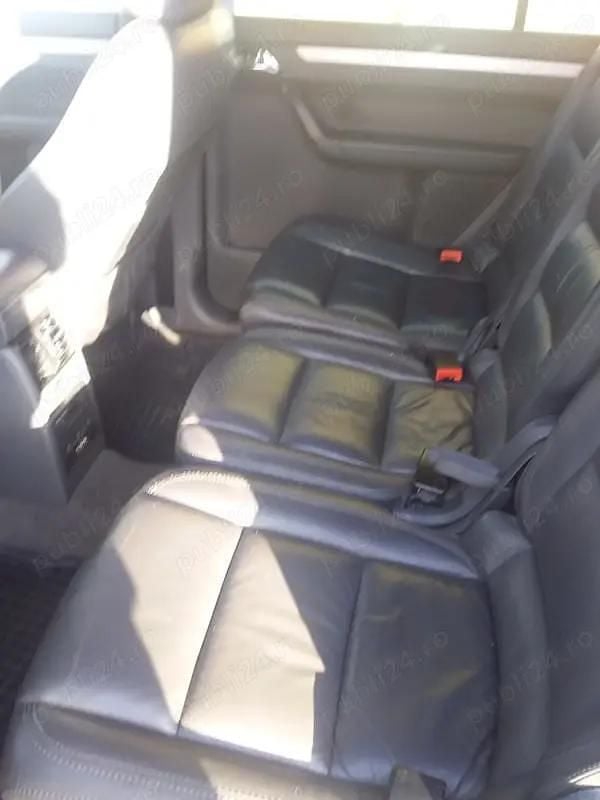 Utilizat 2005 VW Touran Monovolum | 3.200 EUR (Puțin scump) - Imagine 1/4
