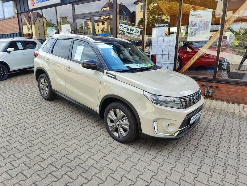 Utilizat 2024 Suzuki Vitara Comfort SUV | 29.007 EUR - Imagine 1/1