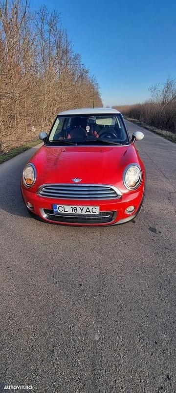 Culoarerosu Utilizat 2010 Mini Cooper S Hatchback | 7.000 EUR (Preț bun) - Imagine 1/4