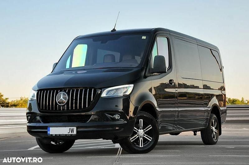 Culoarenegru Utilizat 2020 Mercedes Sprinter Van | 34.400 EUR - Imagine 1/4