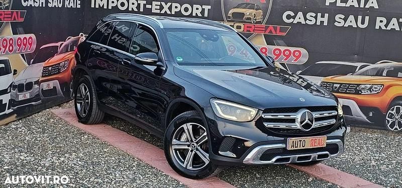 Culoarenegru Utilizat 2021 Mercedes GLC300e Exclusive SUV | 29.990 EUR (Preț OK) - Imagine 1/4