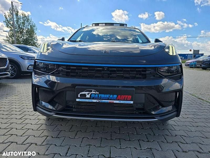 Culoarenegru Utilizat 2022 Lynk & Co 01 SUV | 20.998 EUR - Imagine 1/4