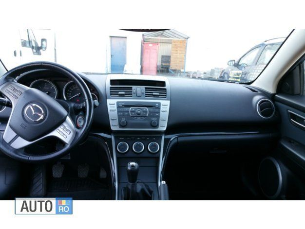 Second-hand Mazda 6 140 CP (102 kW) 2008 Argintiu Berlinǎ