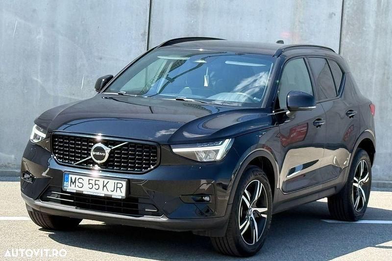 Second-hand Volvo XC40 Ultimate 197 CP (144 kW) 2023 Culoarenegru SUV