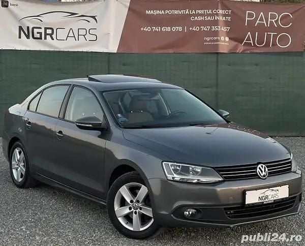 Second-hand VW Jetta 122 CP (89 kW) 2013 Gri Berlinǎ