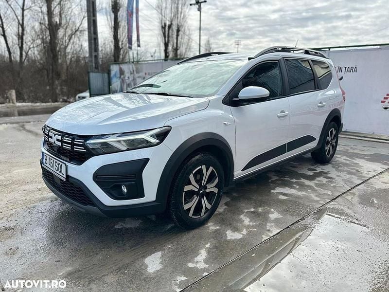 Second-hand Dacia Jogger 110 CP (80 kW) 2023 Culoarealb Monovolum