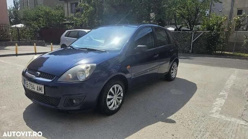 Culoarealbastru Utilizat 2006 Ford Fiesta Hatchback | 1.750 EUR (Preț OK) - Imagine 1/4
