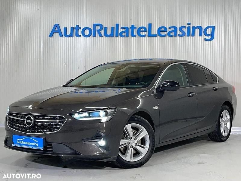 Culoaremaro Utilizat 2021 Opel Insignia Elegance Berlinǎ | 14.990 EUR (Preț bun) - Imagine 1/4