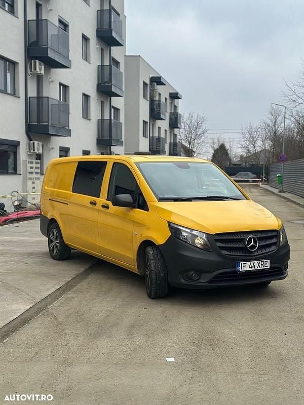Second-hand Mercedes Vito 136 CP (100 kW) 2020 Culoaregalbeuriu Van