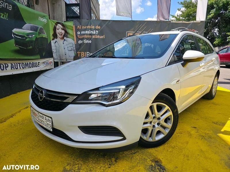 Culoarealb Utilizat 2018 Opel Astra Cosmo Break | 6.990 EUR (Preț OK) - Imagine 1/4