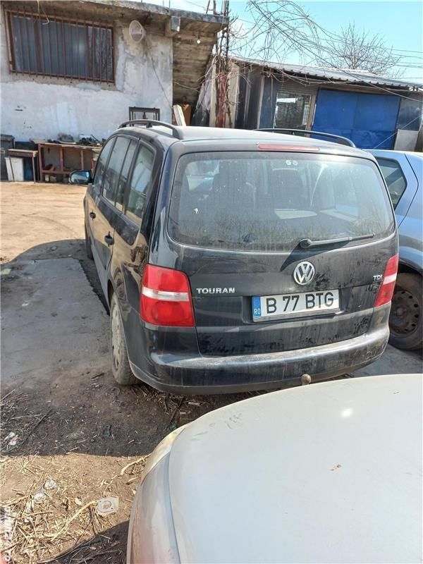 Utilizat 2005 VW Touran Monovolum | 2.450 EUR - Imagine 1/4