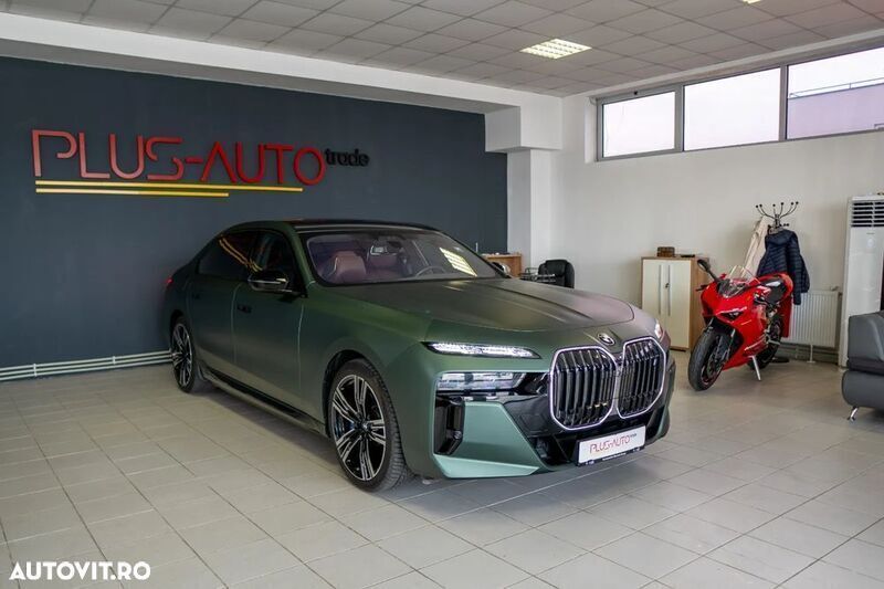 Verde Utilizat 2022 BMW i7 Comfort Edition Berlinǎ | 90.000 EUR - Imagine 1/4