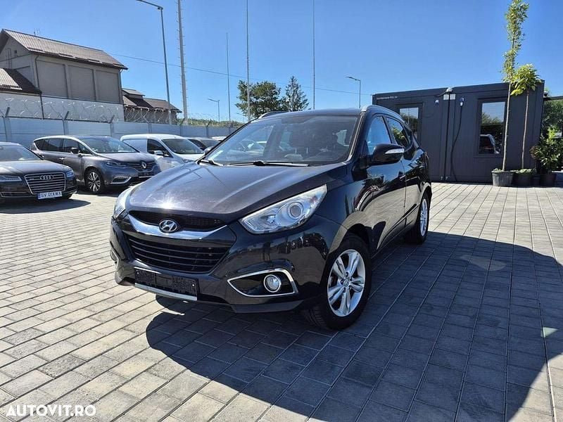 Culoarenegru Utilizat 2010 Hyundai ix35 SUV | 6.999 EUR (Preț OK) - Imagine 1/4