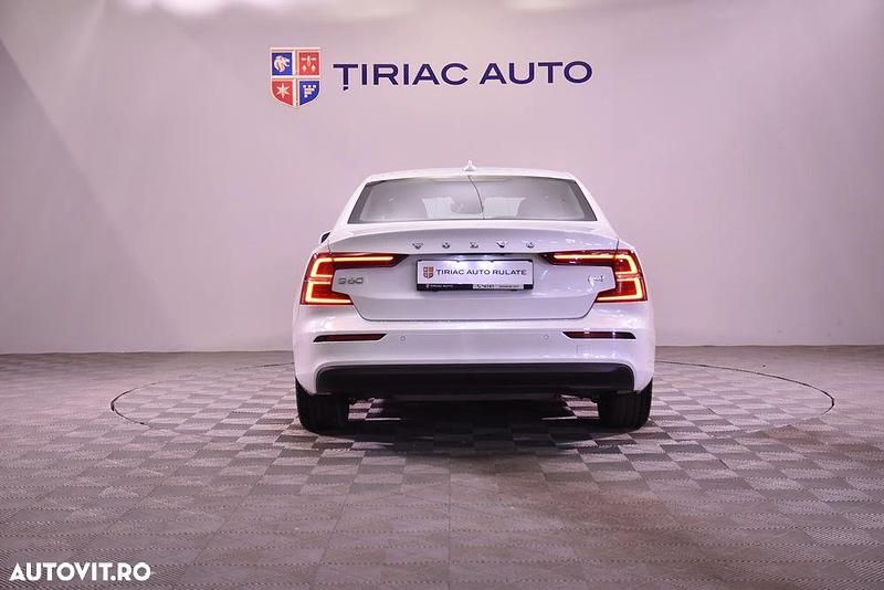 Second-hand Volvo S60 197 CP (144 kW) 2024 Culoarealb Berlinǎ