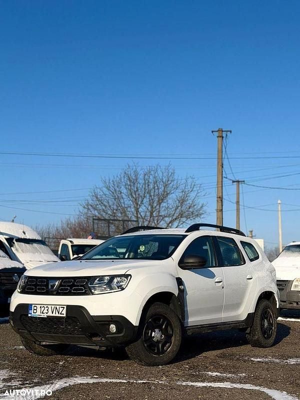 Second-hand Dacia Duster 115 CP (84 kW) 2019 Culoarealb SUV