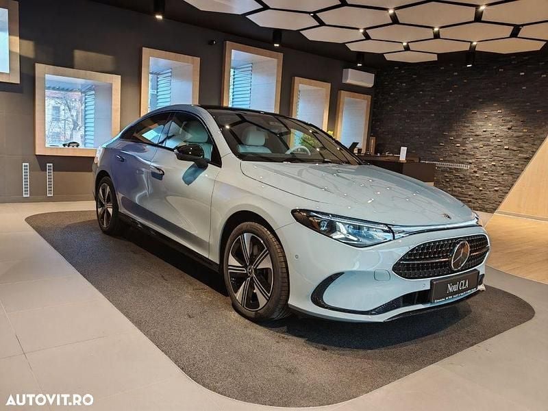 Second-hand Mercedes CLA200 163 CP (119 kW) 2025 Culoareverde Coupe