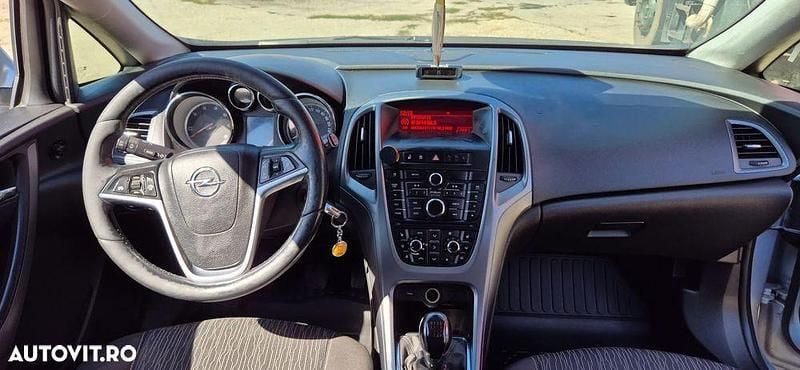 Culoaregri Utilizat 2015 Opel Astra Berlinǎ | 5.200 EUR (Preț OK) - Imagine 1/4