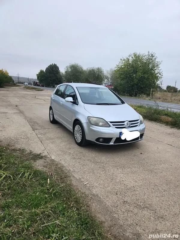 Utilizat 2006 VW Golf Plus Cross Monovolum | 1.700 EUR (Preț bun) - Imagine 1/4