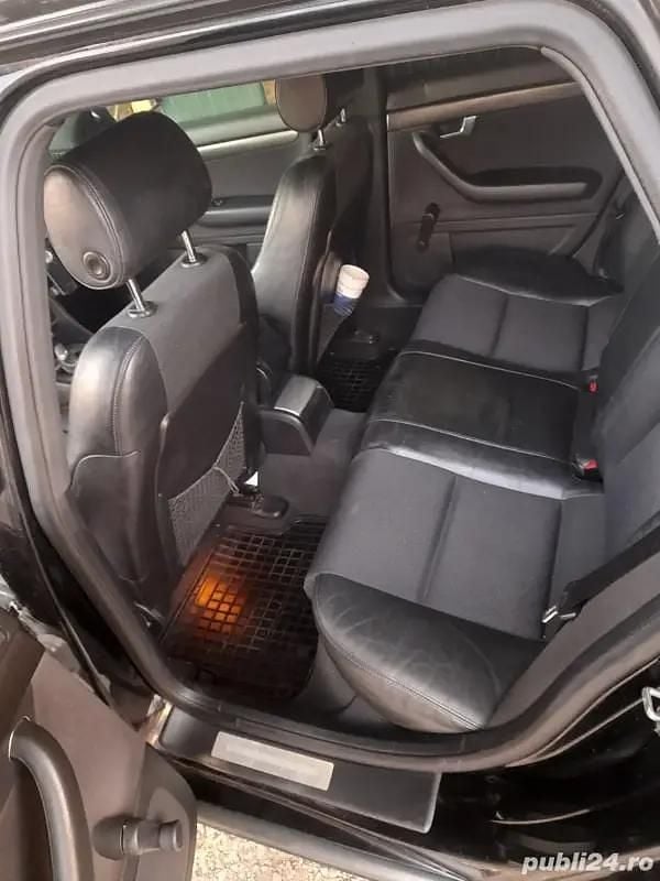 Utilizat 2006 Audi A4 Break | 1.650 EUR (Preț bun) - Imagine 1/4