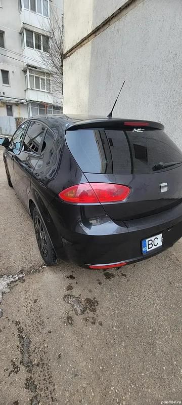 Second-hand Seat Leon 102 CP (75 kW) 2010 Hatchback