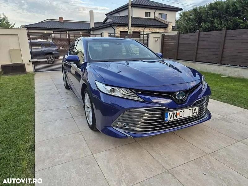 Culoarealbastru Utilizat 2019 Toyota Camry Berlinǎ | 25.500 EUR (Preț OK) - Imagine 1/4