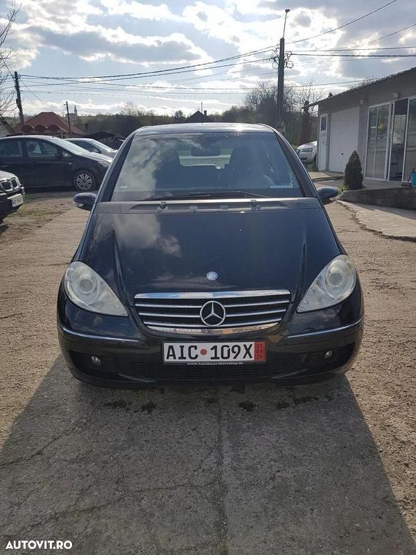 Culoarenegru Utilizat 2007 Mercedes A170 | 2.100 EUR (Super Preț) - Imagine 1/4