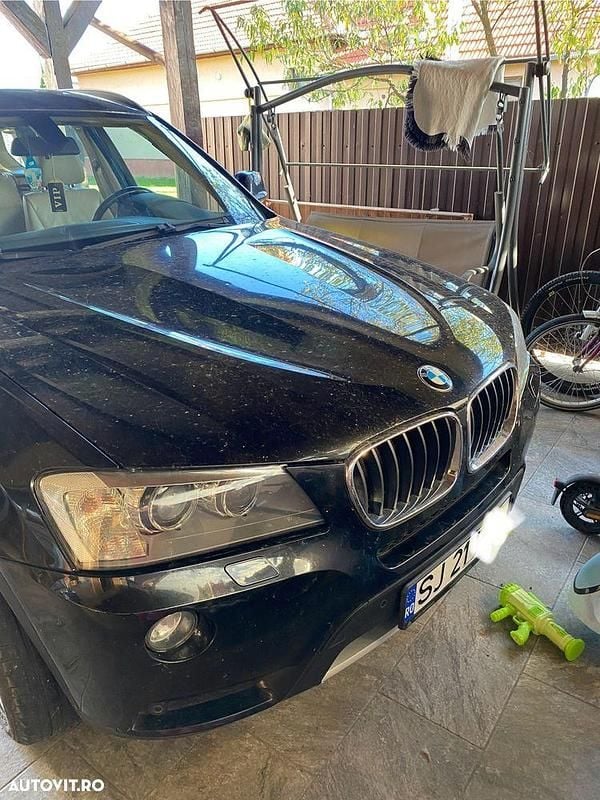 Culoarenegru Utilizat 2013 BMW X3 SUV | 10.000 EUR (Super Preț) - Imagine 1/4