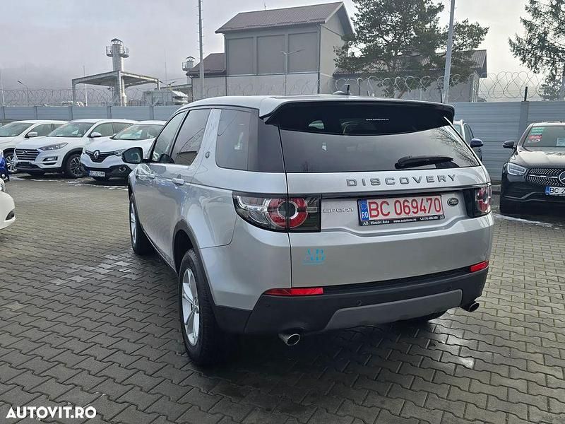 Second-hand Land Rover Discovery Sport Pure 150 CP (110 kW) 2015 Culoareargint SUV