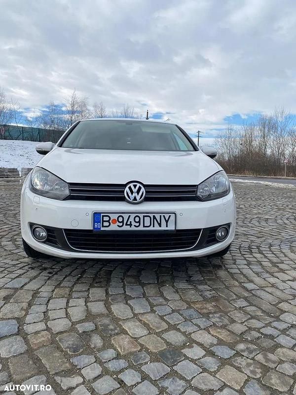 Culoarealb Utilizat 2009 VW Golf VI Hatchback | 5.300 EUR (Preț OK) - Imagine 1/4
