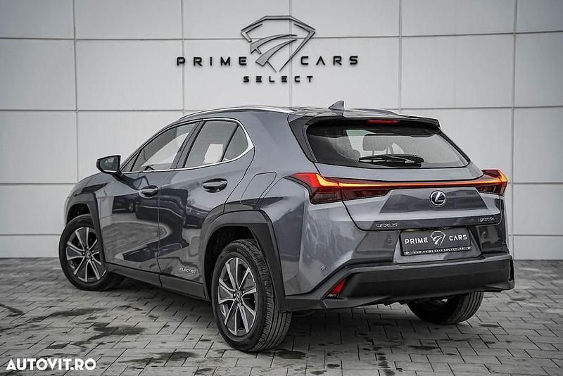 Second-hand Lexus UX Business Edition 150 kW (204 CP) 2021 Culoaregri SUV