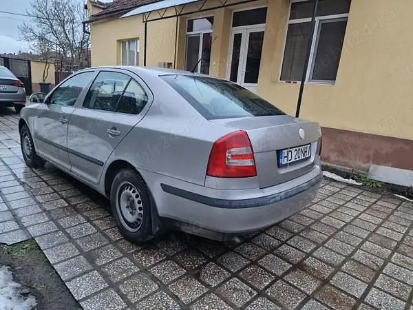 Second-hand Skoda Octavia 105 CP (77 kW) 2007 Maro Berlinǎ
