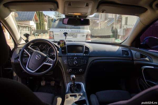 Second-hand Opel Insignia Sport 165 CP (121 kW) 2010 Negru Break