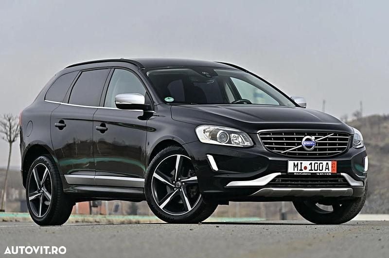 Second-hand Volvo XC60 Summum 215 CP (158 kW) 2015 Culoarenegru SUV