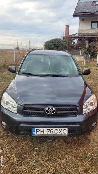 Utilizat 2007 Toyota RAV4 SUV | 3.000 EUR (Super Preț) - Imagine 1/4