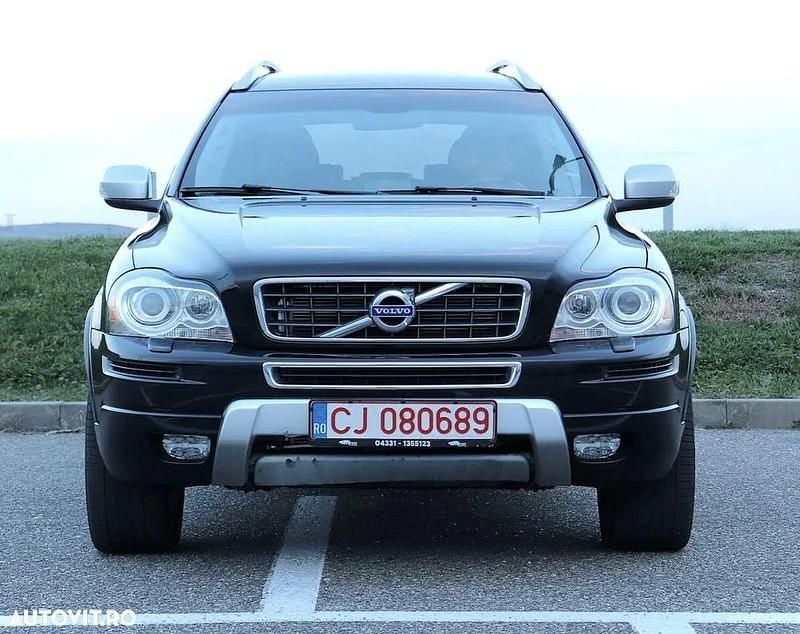 Culoarenegru Utilizat 2012 Volvo XC90 Executive SUV | 10.950 EUR (Preț OK) - Imagine 1/4