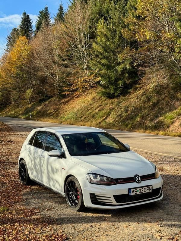 Second-hand VW Golf VII GTI 230 CP (169 kW) 2016 Hatchback