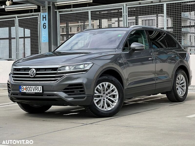 Second-hand VW Touareg Style 231 CP (169 kW) 2019 Gri SUV