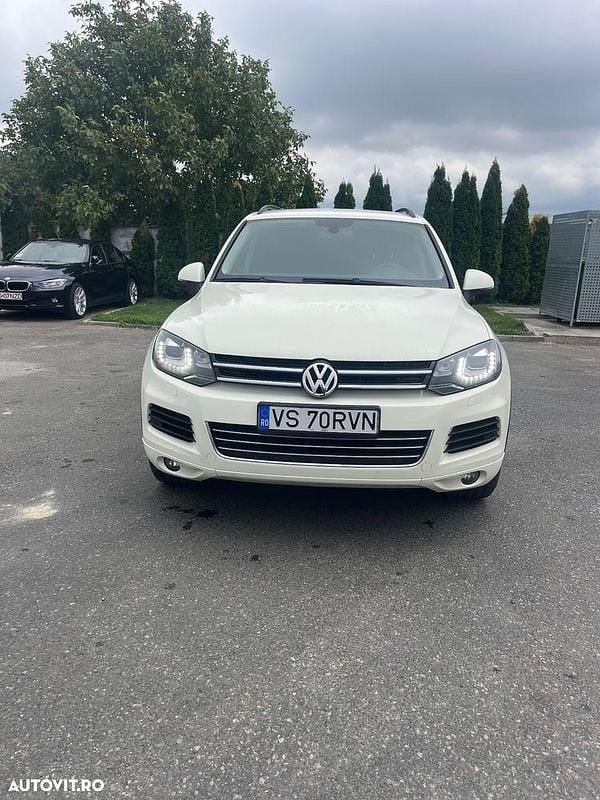 Second-hand VW Touareg 204 CP (150 kW) 2013 Culoarealb SUV
