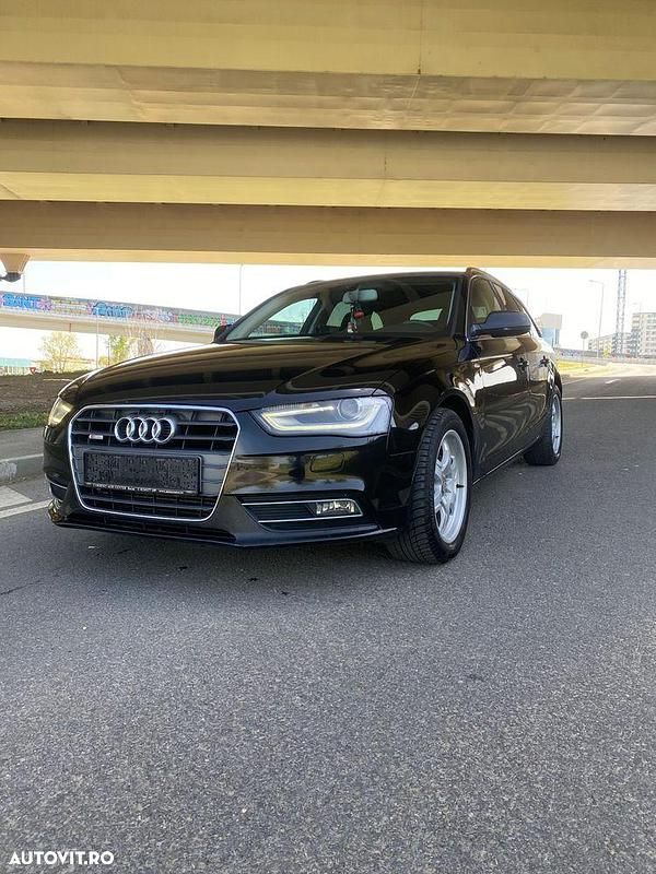 Negru Utilizat 2013 Audi A4 Ambition Break | 8.100 EUR (Preț bun) - Imagine 1/4