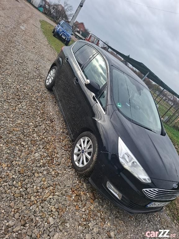 Utilizat 2016 Ford C-MAX Monovolum | 9.200 EUR - Imagine 1/4