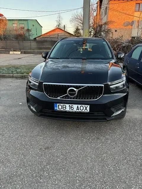 Second-hand Volvo XC40 150 CP (110 kW) 2019 Negru SUV